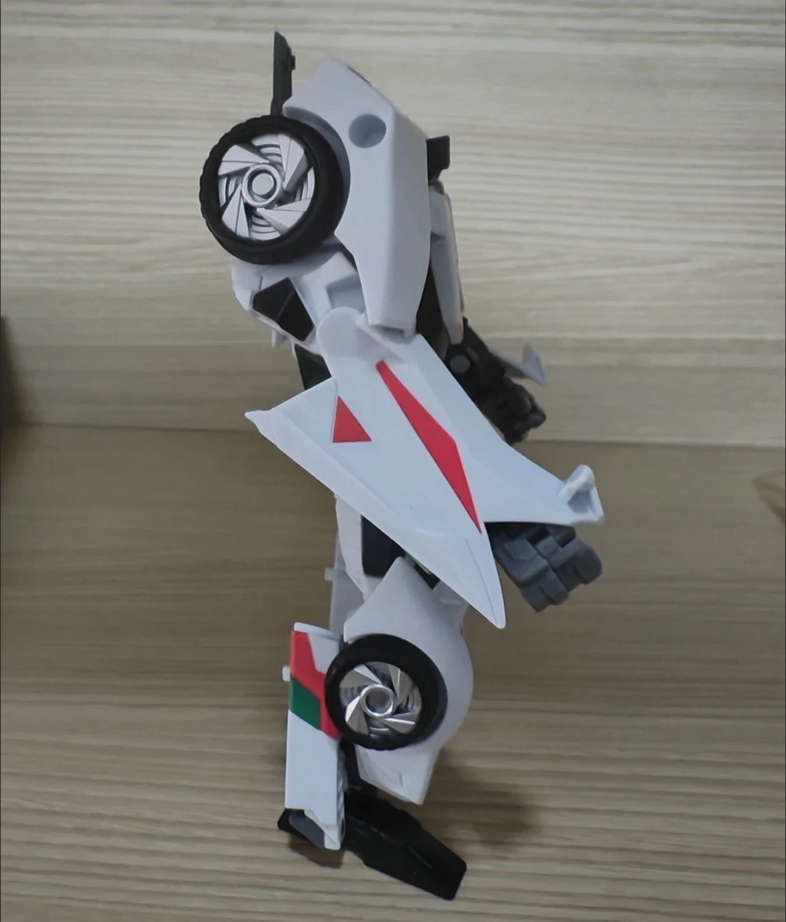 APC Transformation Toys IDW Wh – Car Accessories For Boys Bewertung und Preis